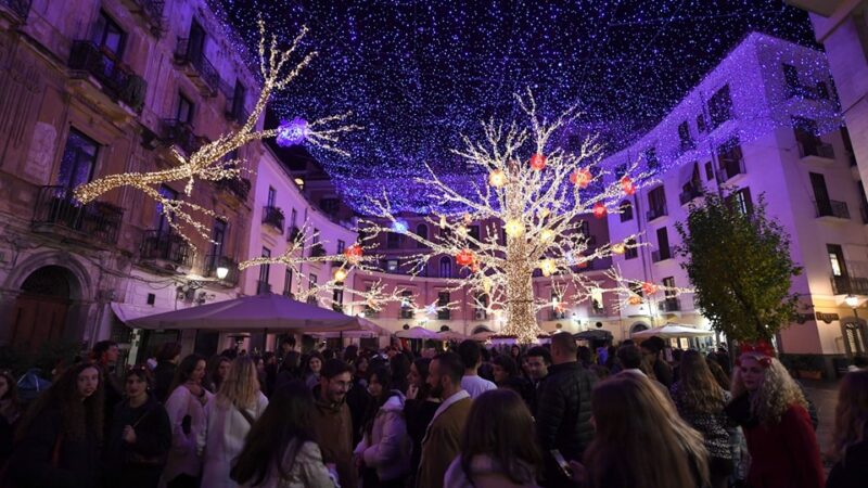 Ancora notizie fake sulla data di accensione delle luminarie di salerno 2024