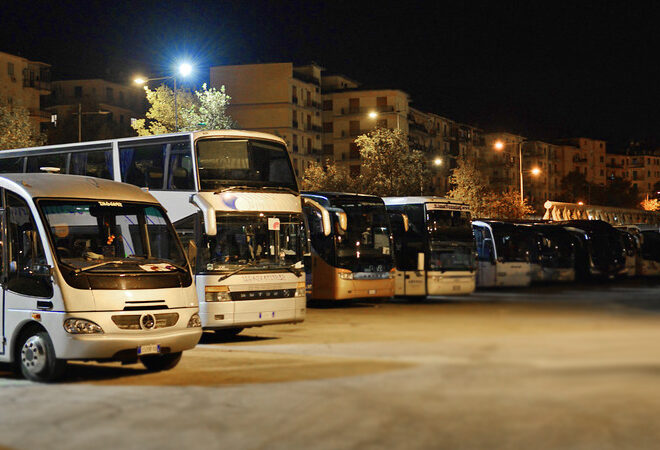 Salerno Mobilità e Luci d’Artista 2024: parcheggi bus in via Ligea