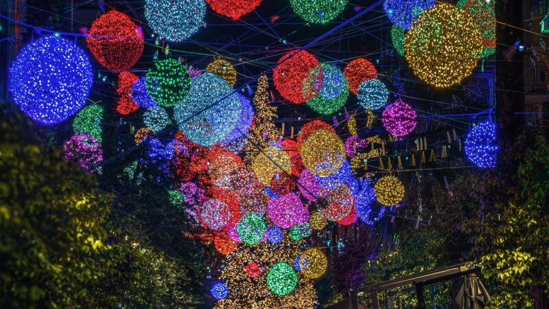 Dove trovare le installazioni delle Luci d’Artista di Salerno 2024/2025